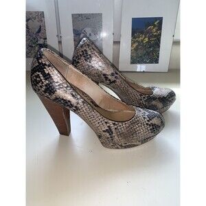 Chinese Laundry Chrissy Snakeskin Faux Python Natural Platform Pumps Heels Sz 9